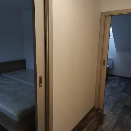 Na Sklepe U Spacira