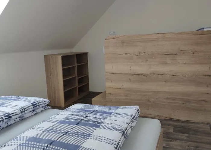 Na Sklepe U Spacira